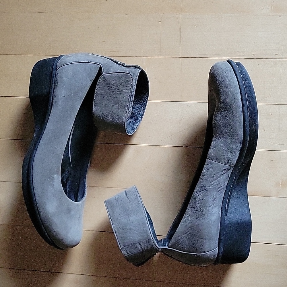 Dansko Grey Suede Ankle Strap Maryjane Ballet Shoe - 36/6 - Picture 5 of 8